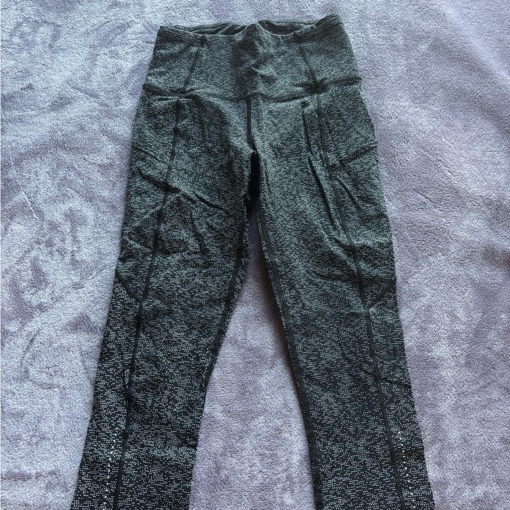 Lululemon Athletica Black and White Speckled Leggings